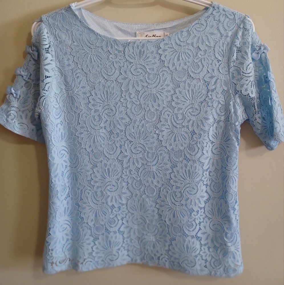 Lace Blouse Top Slit Sleeve W/ Bows Satin Lined Sz S Soft Girl Coquette Blouse